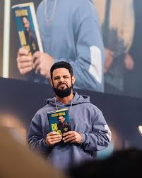 Steven Furtick Biography: Early Life, Education, and 2026 Salary Breakdown